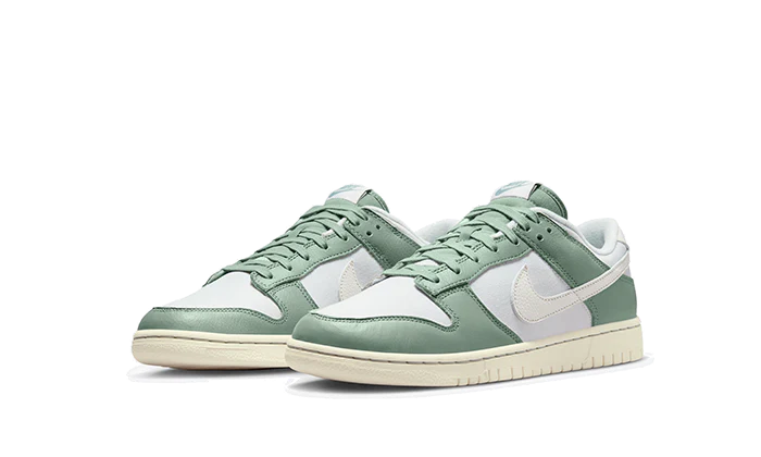 Dunk Low Mica Green