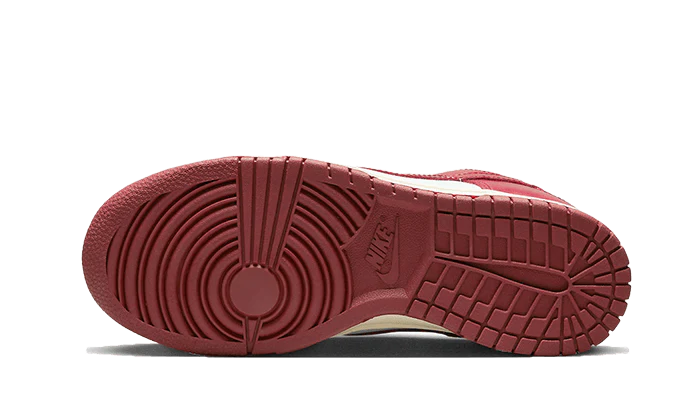 Dunk Low PRM Team Red