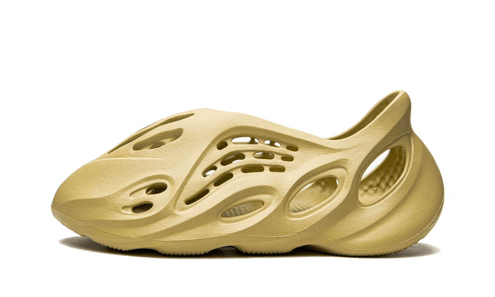 Yeezy Foam RNNR Sulfur