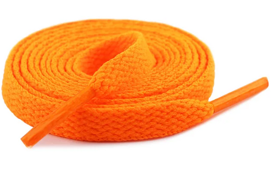 Oranžové tkaničky