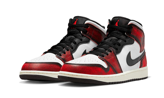 Air Jordan 1 Mid SE Wear-Away Chicago