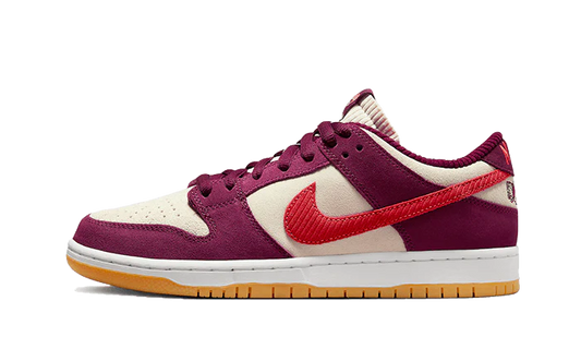 SB Dunk Low Skate Like A Girl Bordeaux