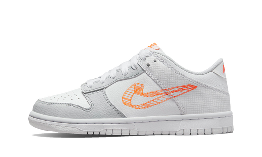 Nike Dunk Low SE Sketch Swoosh